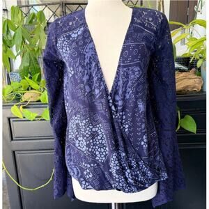 Love Stitch Navy Blue Sheer Lace Bell Sleeve Boho Top Large